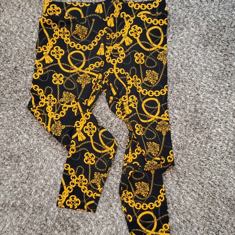 Black and Gold Leggings